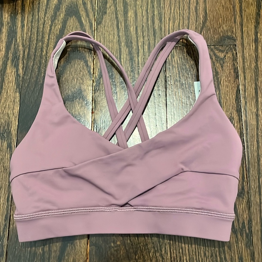 Lululemon sports bra